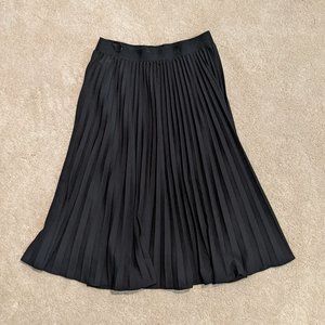 A-line pleated skirt